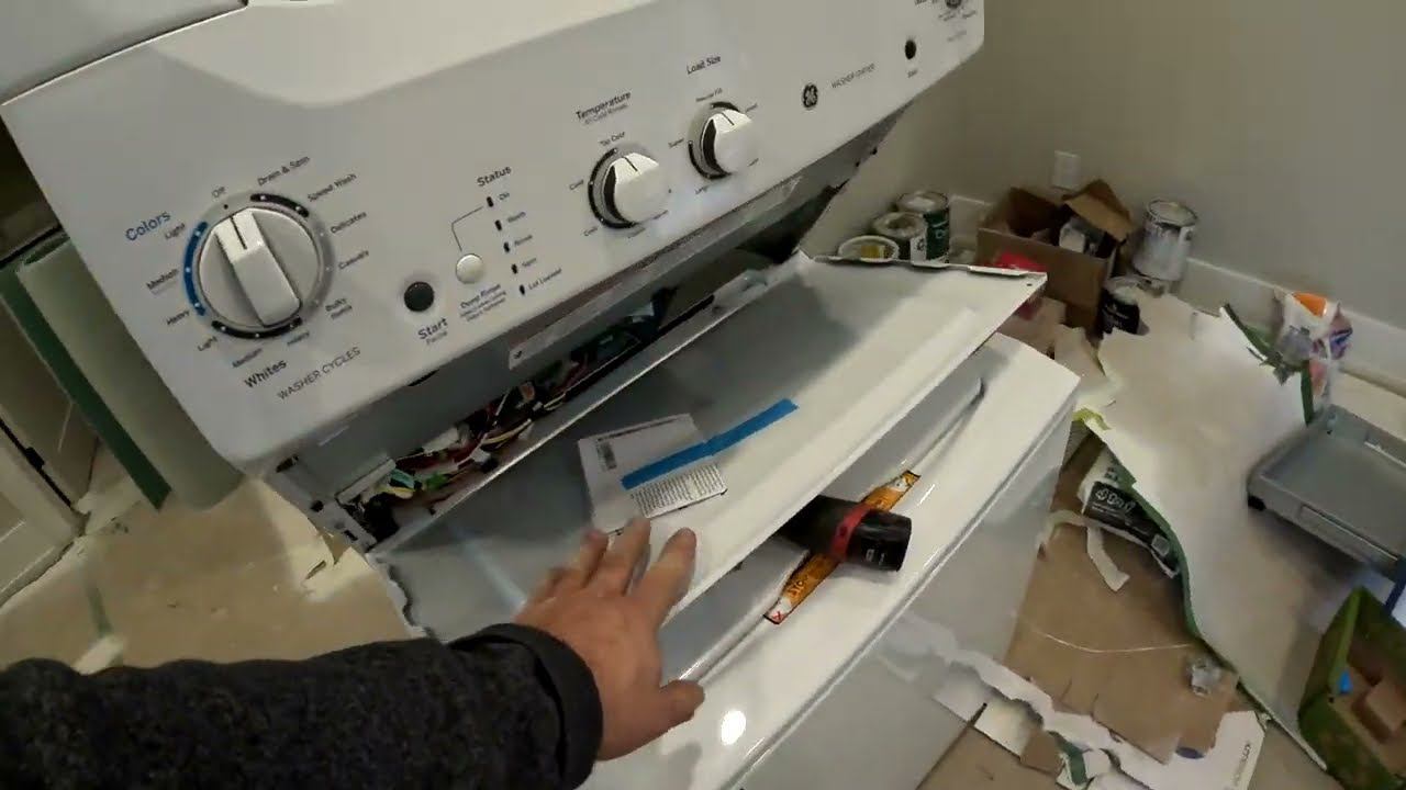 Сложная установка стиралки 2 в 1. Это трэш... смотреть онлайн
