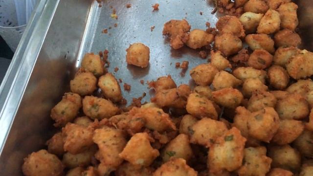 Африка. Танзания. Занзибар. Стоун-Таун. Парк Фородхани. Уличная еда - суп урожо 2 смотреть онлайн