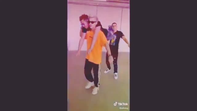 Танец Влад А4 с Гробом [1 ЧАС] / Coffin Dance смотреть онлайн