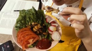 Едим лягушек. Как поймать и приготовить лягушку?