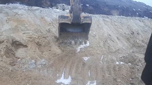 Последний рабочий день,  попрощался с Komatsu.  отдых дома