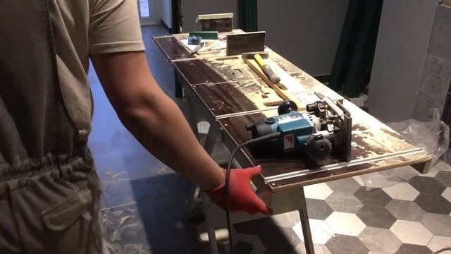 Установка межкомнатных дверей