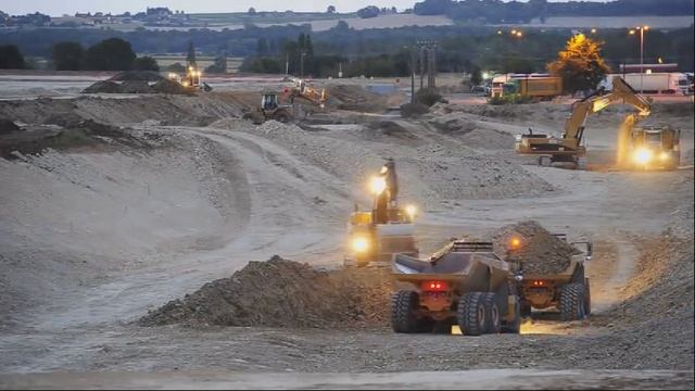 VINCI Volvo EC480DL & Bell B50D - LGV SEA смотреть онлайн