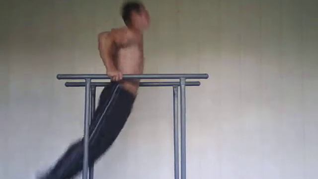 40 отжиманий на брусьях смотреть онлайн