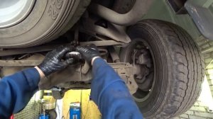 LC Прадо 150./14 г.в./104000км. Замена втулок заднего стабилизатора.