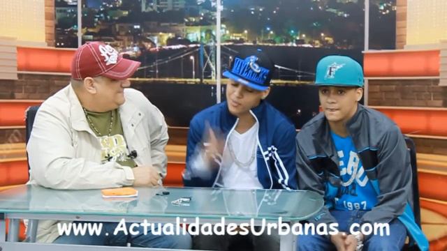 LosMellosOnTheTrack En D'Noche con Saint Hilaire (La Menol + Entrevista + Vamono En Una) смотреть онлайн