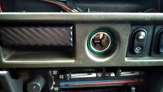 Евро прикуриватель (от приоры) в ВАЗ 2109 ,2107,21099, 2110 смотреть онлайн