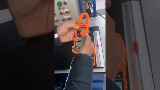 Conoce las pinzas de tenaza Peak Meter смотреть онлайн