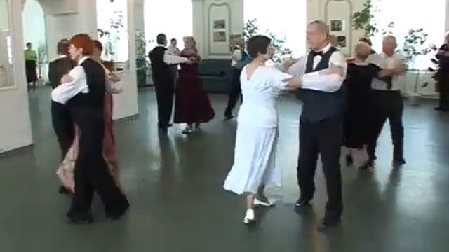 "Полонез" 1 й Московский бал граждан старшего возраста 06 -10 -2008 смотреть онлайн
