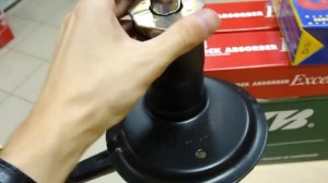 Передние стойки KYB на Приору