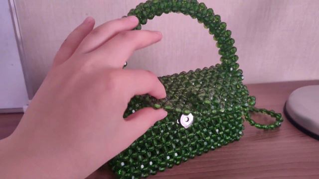 сумка из бусин. моя первая работа, продам с большой скидкой ☺️ смотреть онлайн