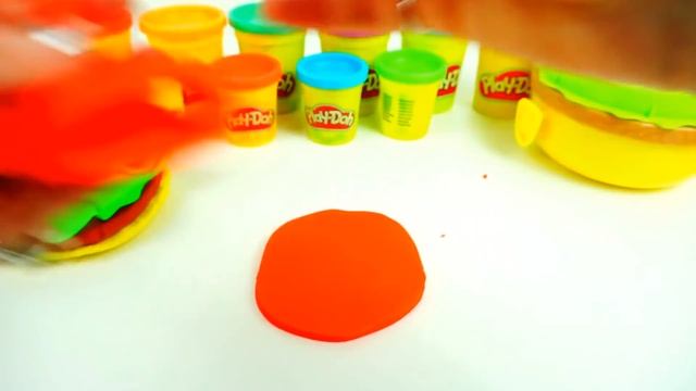 Бургер из пластилина плей до Лепим Бигмак для кукол