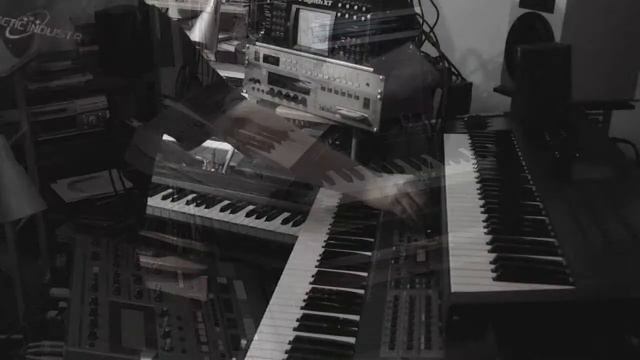 Loomeer - Midnight Electronic Performance 2 смотреть онлайн