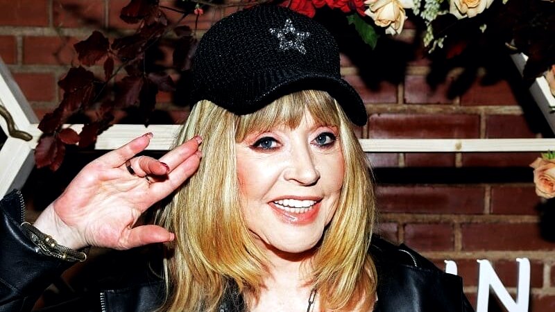 Алла Пугачёва - Бал Лицемерия (Счастье Напоказ) Премьера Клипа 2022.Unofficial Clip.Remastered.mp4 смотреть онлайн