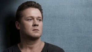 МОРЯ ГЛАДЬ и ШУМ ВОЛНЫ передо мной