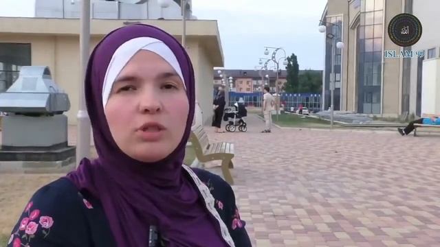 В 12 лет девочка из Волгограда задумалась о Боге, в 17 сама приняла ислам и тепе смотреть онлайн