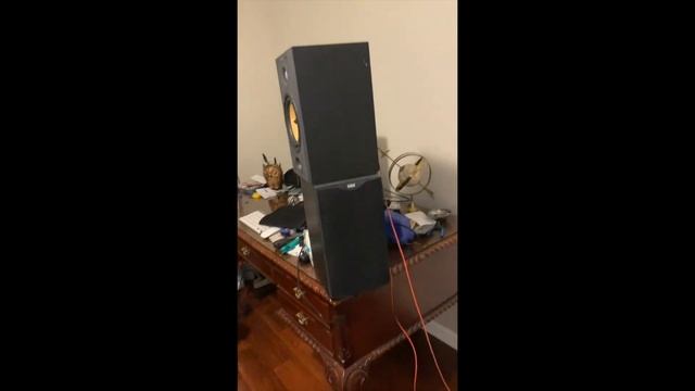 B&W DM601 S2 Bookshelf Speakers- Quick Test