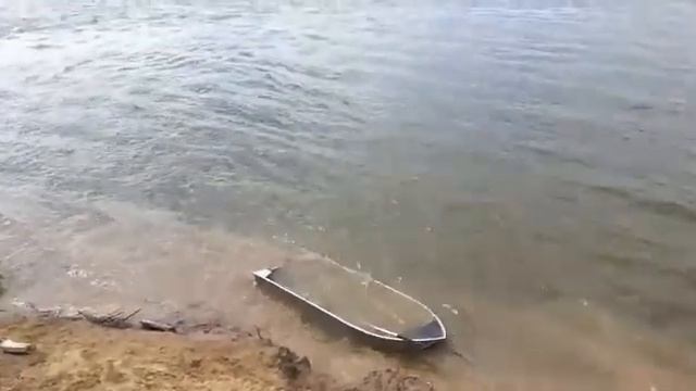 Утонула лодка смотреть онлайн