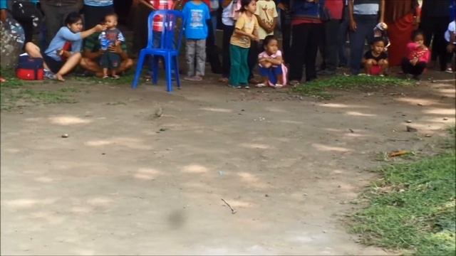 Java, Indonesia - Keeping Ramayana Tradition Alive. Dance performances by students enchant us. смотреть онлайн