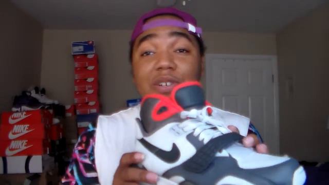 Nike Air Trainer SC 2 crimson/platinum grey смотреть онлайн
