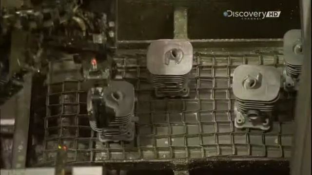 Как это сделано? (Из чего это сделано?) – Газонокосилка ? смотреть онлайн