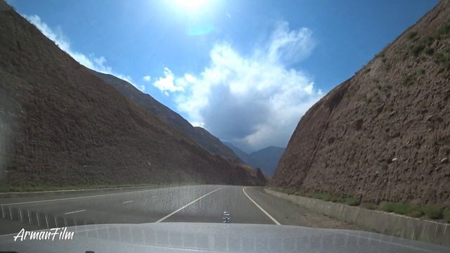 Север-Юг. Дорога Арал–Казарман. Кыргызстан смотреть онлайн