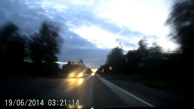 Минск-Санкт Петербург (Остров-Ленинградская обл. 19-06-14 timelapse 5x) смотреть онлайн