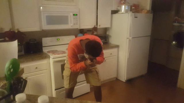 White boy daniel goes crazy for the blow смотреть онлайн