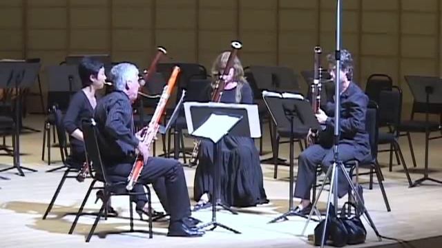 Harlequin, the Bassoon Quartet-Mozart Figaro смотреть онлайн
