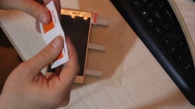 КАК правильно наклеить ЗАЩИТНОЕ СТЕКЛО на телефон и силиконовый чехол на XIAOMI redmi note3 смотреть онлайн