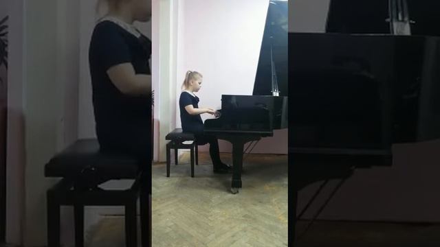 Старкова Юлия - П.И.Чайковский "Неаполитанская песенка" смотреть онлайн