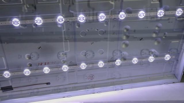 LG 43UJ670V преобладание синего цвета, уменьшить ток подсветки EAX67267601 смотреть онлайн