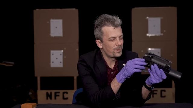 Why attaching a grenade launcher to an MP5 isn't that crazy. With firearms expert, Jonathan Ferguso смотреть онлайн