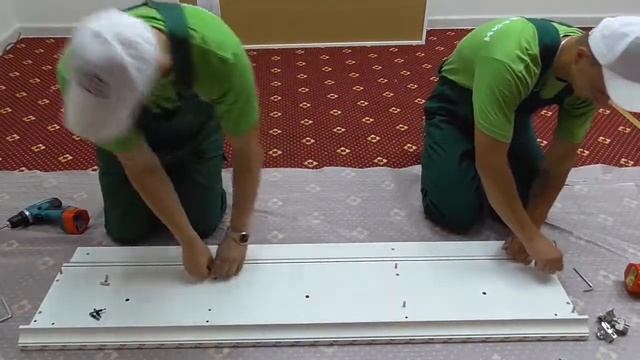 Гостиная ВИНТАЖ. Как собрать навесной шкаф смотреть онлайн