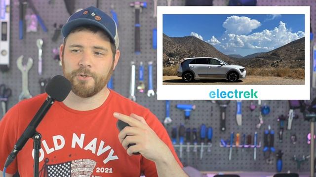 Tesla EV News 10.10.22 Tesla Shanghai: 83,000 in Sept• Chrysler Aims for Tesla• 2023 Kia Niro Drive смотреть онлайн