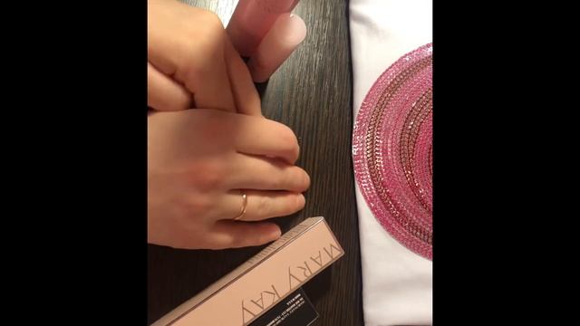 Сыворотка бустер от Mary Kay с витаминами С и Е смотреть онлайн