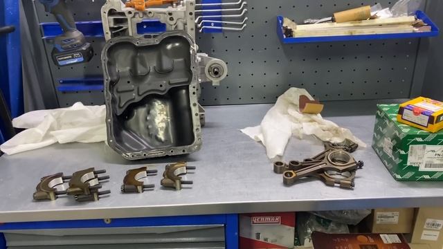 Хендай ix35 G4KD 170000 километров на масле лукойл!что внутри?в каком состоянии катализатор!? смотреть онлайн