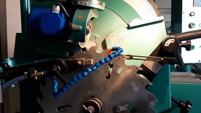 Станок для заточки дисковых пил Drozdowski OSW-5A смотреть онлайн