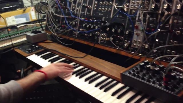 Doepfer A100 v Moog Modular смотреть онлайн