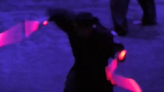 SHOW - KOBUDO. Шоу-кобудо.Светящиеся нунчаку 2011 смотреть онлайн