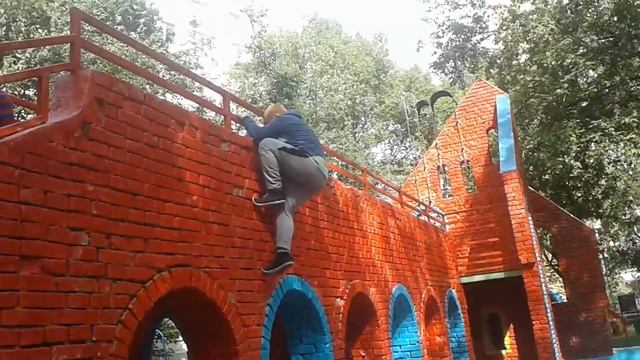 Прыгам с замка