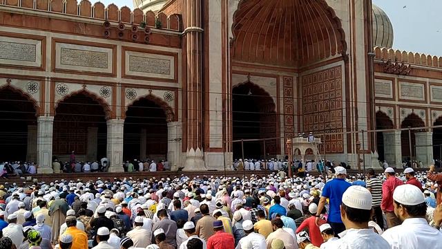 18.10.2019 Намаз. Джамма Мечеть. Дели. смотреть онлайн