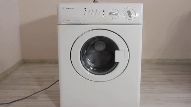 Electrolux EWC 1050 после замены подшипников смотреть онлайн