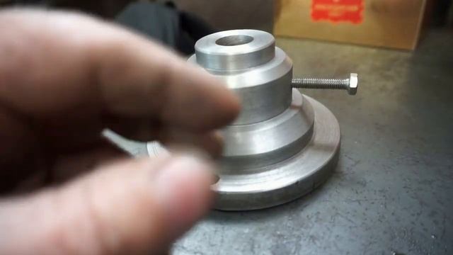 Изготовление наковальни . Часть 1. Making an anvil Part 1 смотреть онлайн