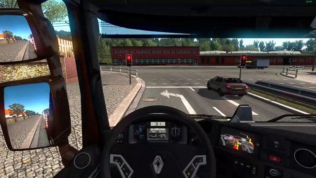 Renault Range T, V8 straight pipe sound смотреть онлайн