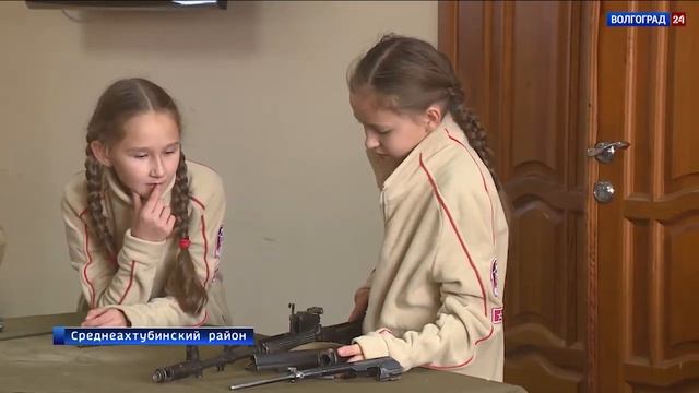 Волгоградские юнармейцы открыли профильную смену смотреть онлайн