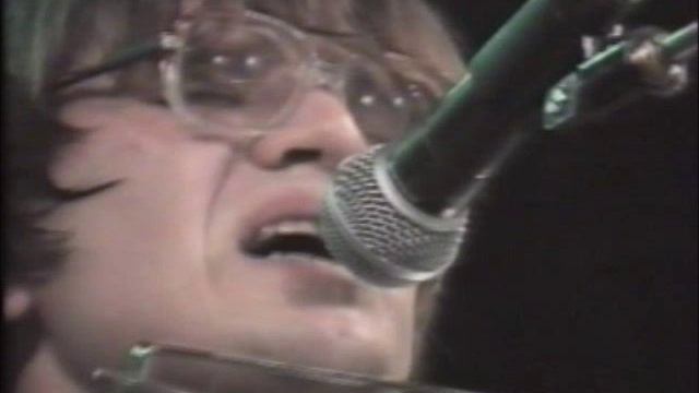 Резиновый Дедушка - Белая лошадь смотреть онлайн