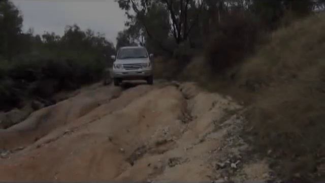 Mitsubishi Pajero io x2. смотреть онлайн