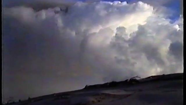 Извержение вулкана Карымский. Камчатка, конец 1990-х. смотреть онлайн