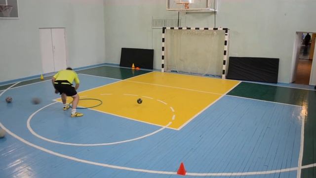 HANDBALL Y смотреть онлайн